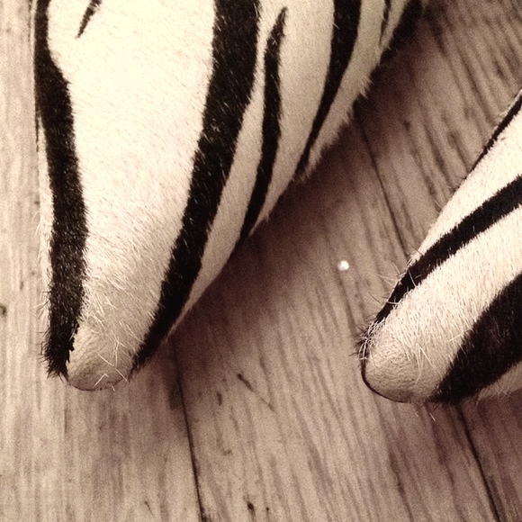 GENUINE CALF HAIR POINTY PUMPS - Picture 4 of 4